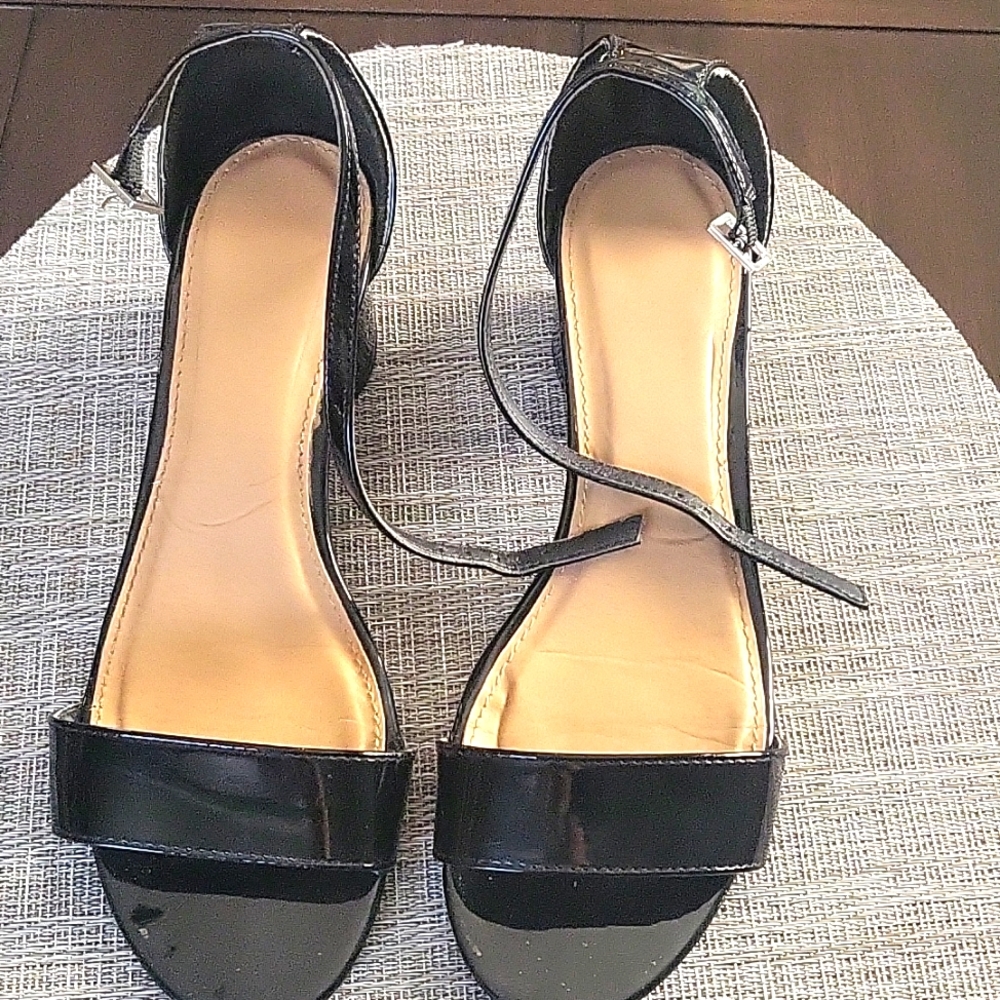 BP 2" block heel sandals in black